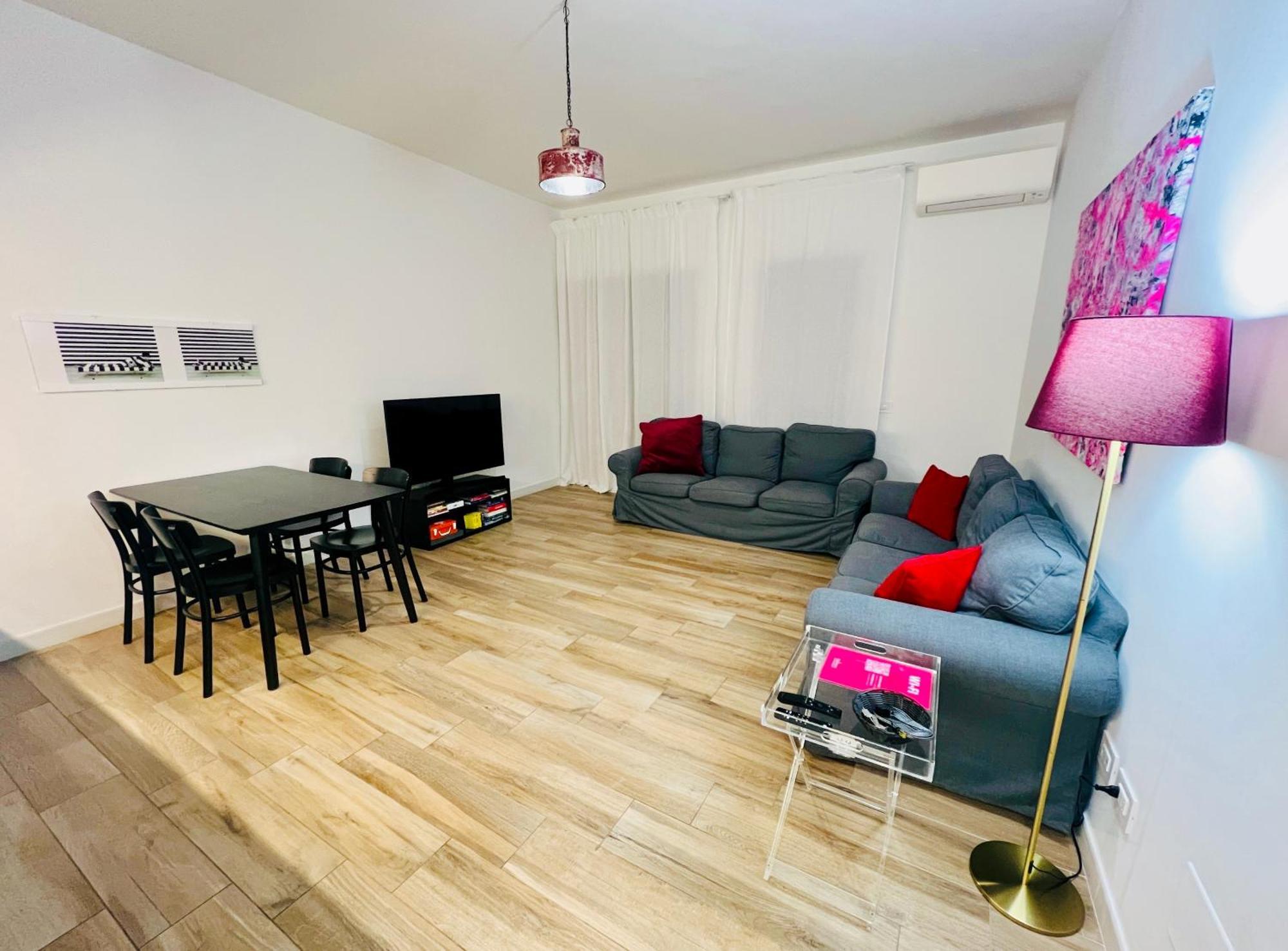 Bellhome 1 - Elegante Appartamento Nel Centro Di Bari Extérieur photo
